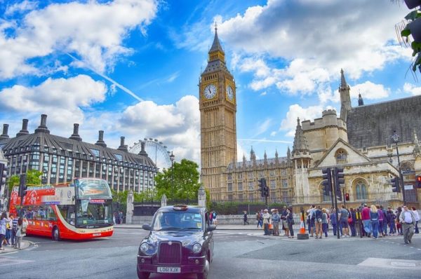El Big Ben Torre del Parlamento Londres Inglaterra