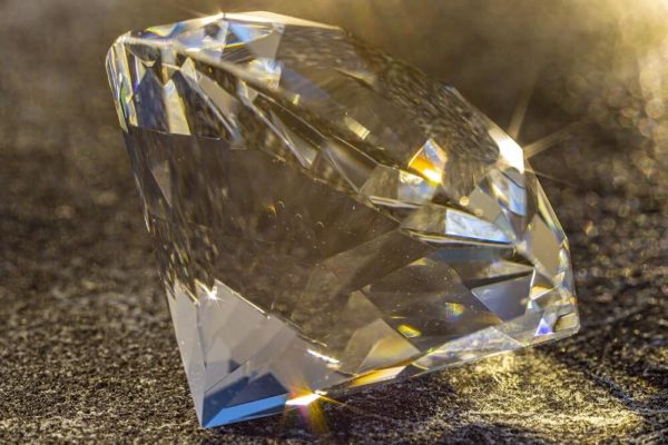Propiedades ópticas del Diamante Brillo Diamantes Cristal